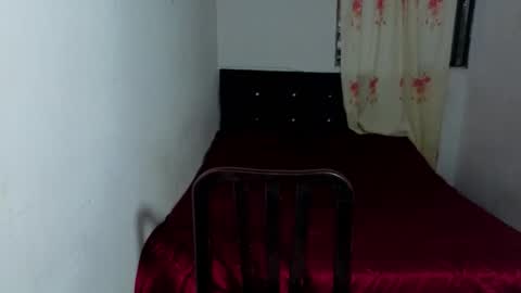 Snapshot of mariatyler chatting on 11.06.25 Maria Tyler online show from 11.06.25