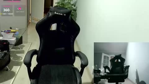 Snapshot of maribor5879 chatting on 10.31.25 maribor5879 online show from 10.31.25