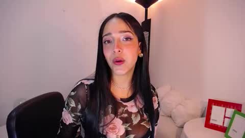 Nicolle online show from 01.13.26