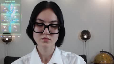 Snapshot of marie_fitch chatting on 11.19.25 Marie Fitch online show from 11.19.25