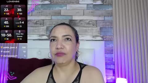 marie_hss online show from 12.15.24