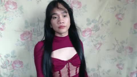 Snapshot of marie_lopez chatting on 12.24.24 yourdreamgirl MARIE online show from 12.24.24
