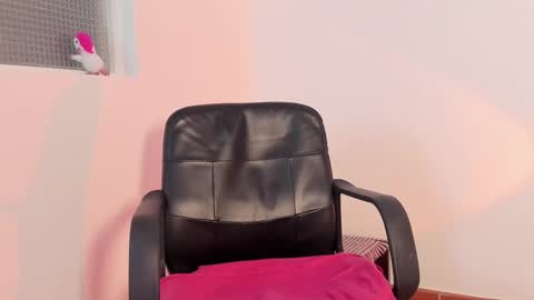 700 pm Washington time online show from 11.12.25