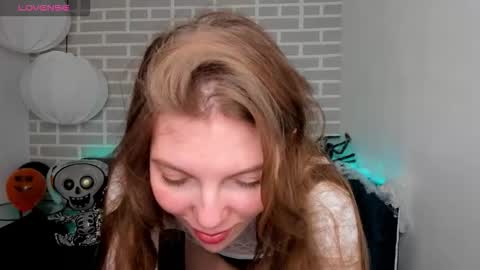 Mary 3 online show from 10.21.25