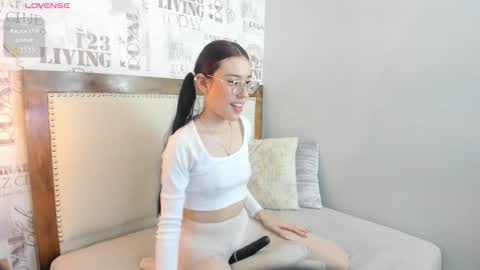 MARIE  online show from 11.24.25