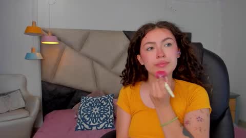 Snapshot of marieetaylor chatting on 03.02.26 Mariee online show from 03.02.26