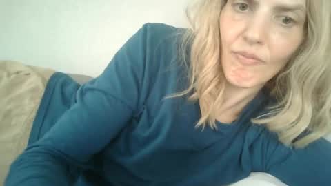 Mariejojo online show from 06.12.26