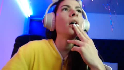 Snapshot of mariel_sins21 chatting on 01.12.25 Mariie online show from 01.12.25