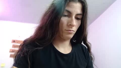 Snapshot of mariel_sins21 chatting on 03.08.25 Mariie online show from 03.08.25