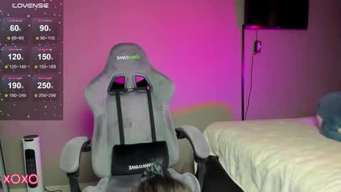 Snapshot of mariella__adams chatting on 11.08.25 Maria online show from 11.08.25