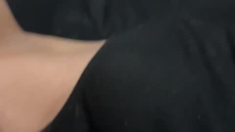 Snapshot of mariets420 chatting on 10.27.25 mariets420 online show from 10.27.25