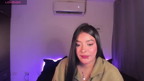 Snapshot of mariiana_hasper chatting on 06.19.26 Mariana Hasper online show from 06.19.26