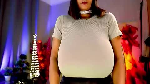 Snapshot of mariicha chatting on 11.01.25 Nikita - Scroll down and read my bio please. New Pictures in Bio online show from 11.01.25