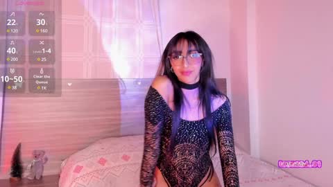 Luna Dulk online show from 12.26.24