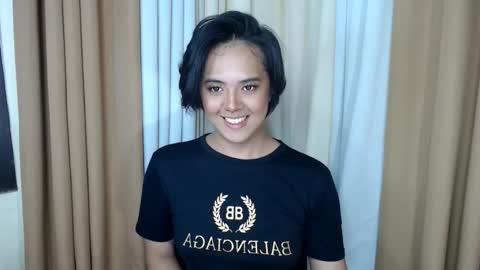 Snapshot of marikosue01 chatting on 11.03.25 marikosue online show from 11.03.25