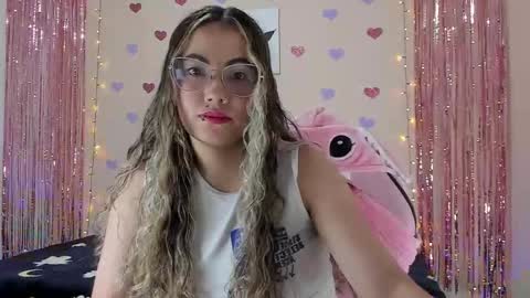 Snapshot of marilycrown_1 chatting on 01.19.26 marily online show from 01.19.26