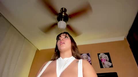 Snapshot of marilyn_rouse2 chatting on 03.12.25 marilyn rouse online show from 03.12.25