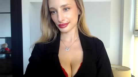 MarilynDevilish online show from 02.22.25