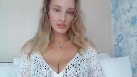 Snapshot of marilyndevilish chatting on 10.24.25 MarilynDevilish online show from 10.24.25