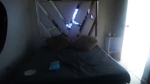 Snapshot of marilynetthan chatting on 01.10.25 marilynetthan online show from 01.10.25