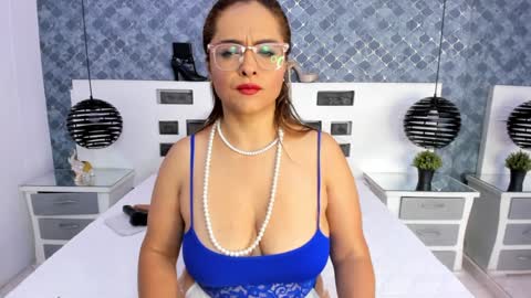 Marilyn Vega online show from 12.14.24