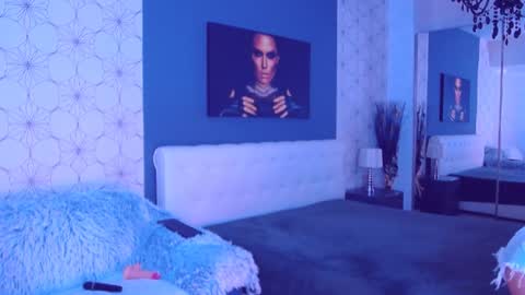 Snapshot of marimais chatting on 02.05.25 Mary Mais online show from 02.05.25