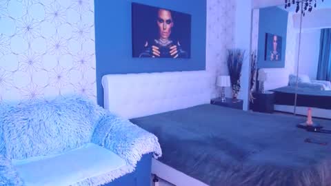 Snapshot of marimais chatting on 02.08.25 Mary Mais online show from 02.08.25