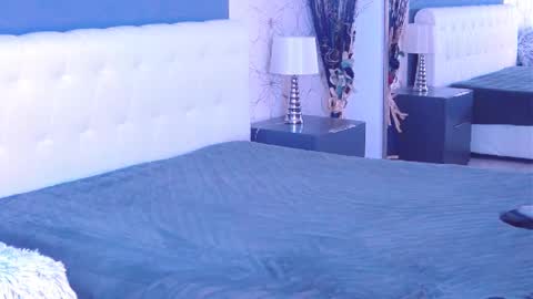 Snapshot of marimais chatting on 02.12.25 Mary Mais online show from 02.12.25