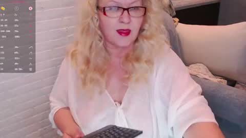 Snapshot of marinaabysss chatting on 07.19.26 Marina online show from 07.19.26