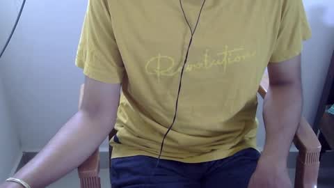 Snapshot of marinavine chatting on 03.23.26 The SHY UncutBoy online show from 03.23.26