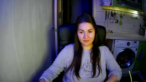 MarinettaQhot online show from 12.27.24