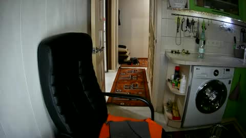MarinettaQhot online show from 12.29.24