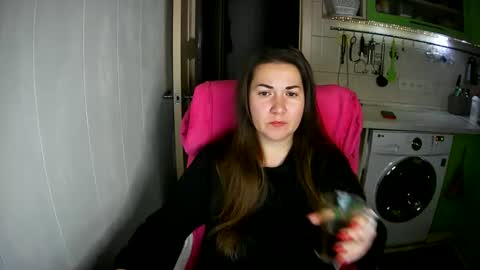 MarinettaQhot online show from 01.12.25