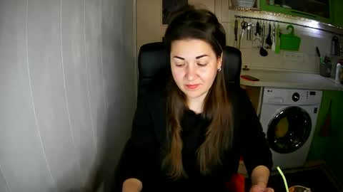 MarinettaQhot online show from 02.02.25