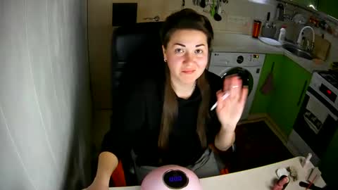 MarinettaQhot online show from 02.12.25