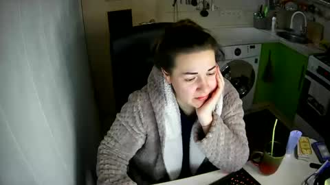 MarinettaQhot online show from 02.24.25