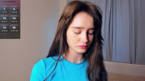 Alivia. online show from 02.05.25