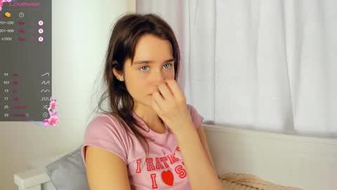 Alivia. online show from 02.20.25