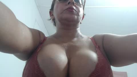 Snapshot of mariska_69 chatting on 07.22.26 mariska_69 online show from 07.22.26