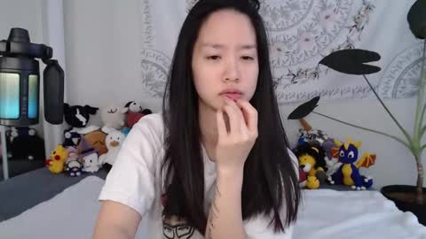 MarissaPeach online show from 11.30.25