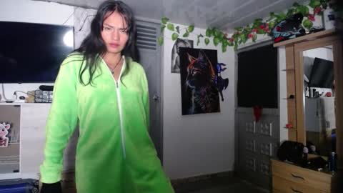 Snapshot of maritza_ferrerr chatting on 10.25.25 Maritza Ferrer -Samara Beltran online show from 10.25.25