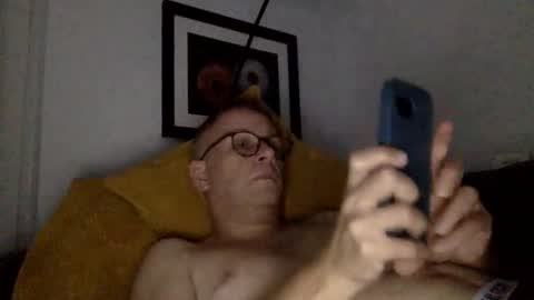 Snapshot of mark32571 chatting on 09.22.25 Little Mark online show from 09.22.25