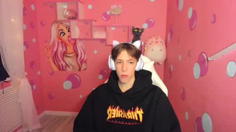 Snapshot of mark_branston chatting on 10.01.25 Mark online show from 10.01.25