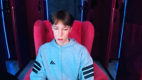 Snapshot of mark_branston chatting on 11.03.25 Mark online show from 11.03.25