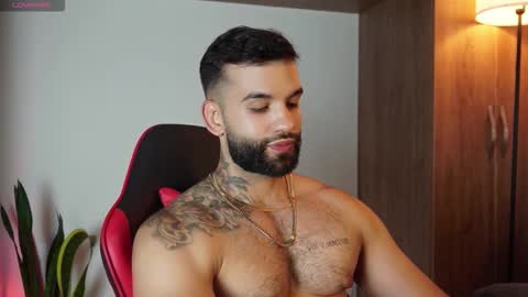 Mark online show from 11.06.25