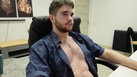 Snapshot of mark_maxim chatting on 10.04.25 MARK MAXIM online show from 10.04.25