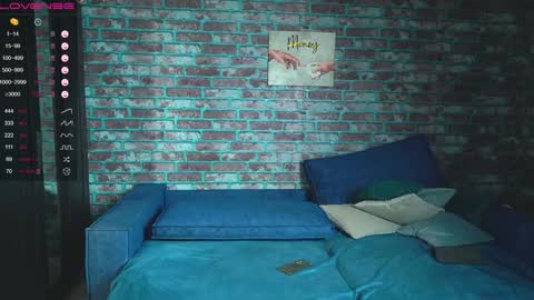 Mark online show from 01.14.25