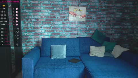 Mark online show from 02.02.25