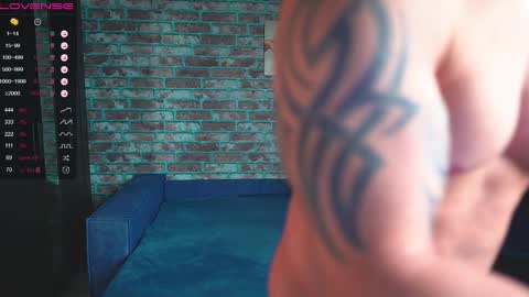 Mark online show from 03.08.25