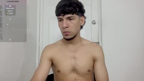 Snapshot of mark_rut chatting on 02.14.25 MODEL Mark Rut online show from 02.14.25